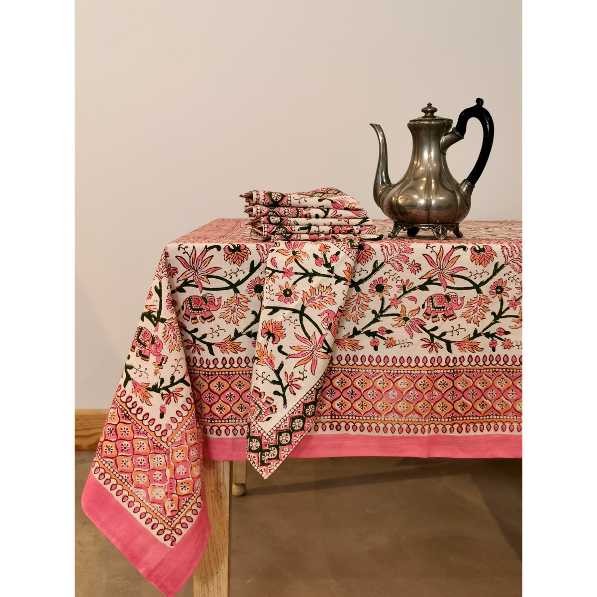 ENSEMBLE NAPPE + 6 SERVIETTES