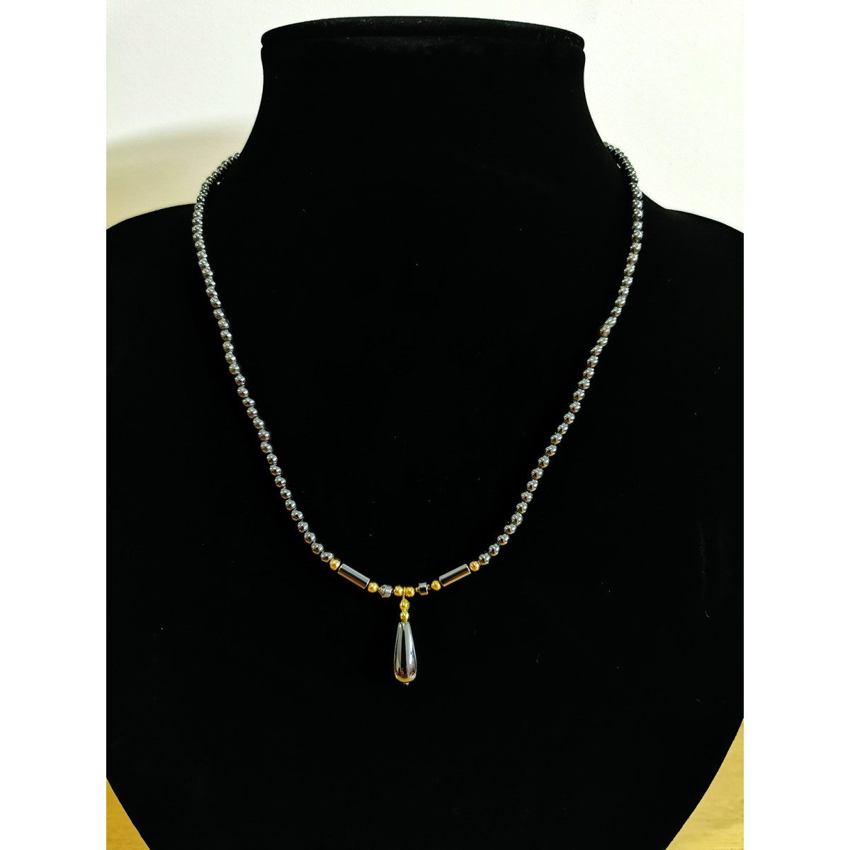 Collier Hématite